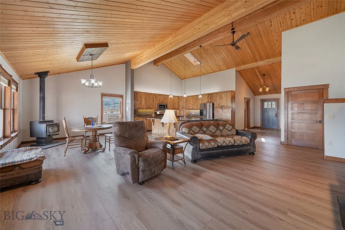 35 Halo Loop, Ennis, Montana 59729, Ennis, Montana 59729, 3 Bedrooms Bedrooms, ,2 BathroomsBathrooms,Residential,For Sale,35 Halo Loop, Ennis, Montana 59729,0,403846