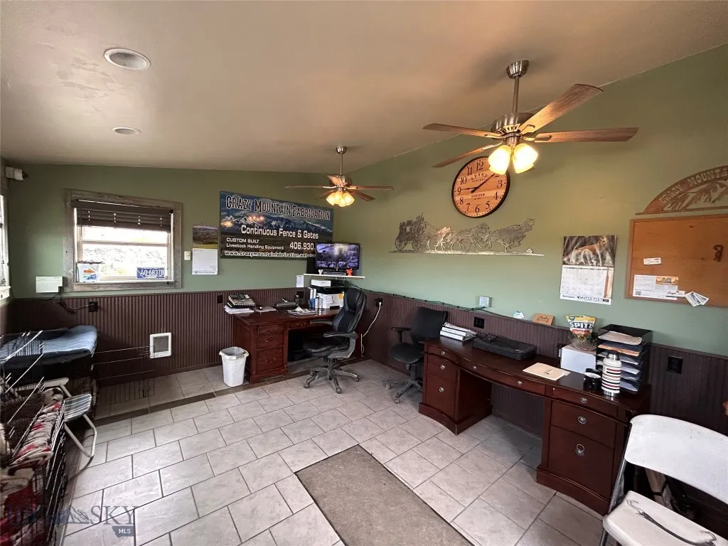 16'x20' shop office