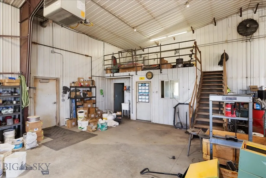 10'x20' storage loft