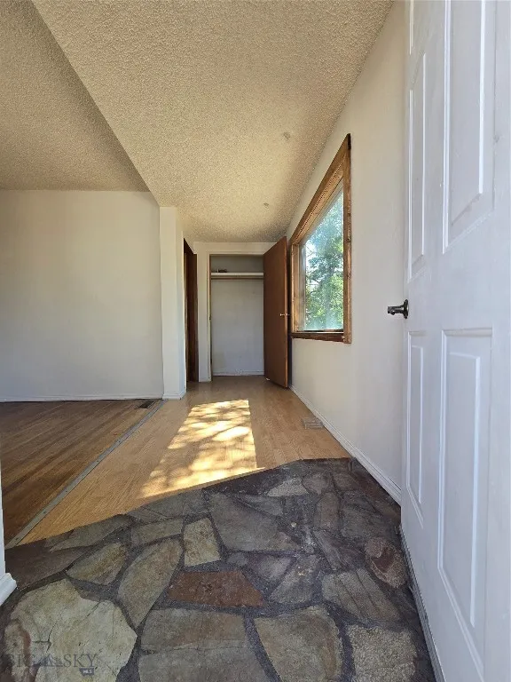entranceway into front door