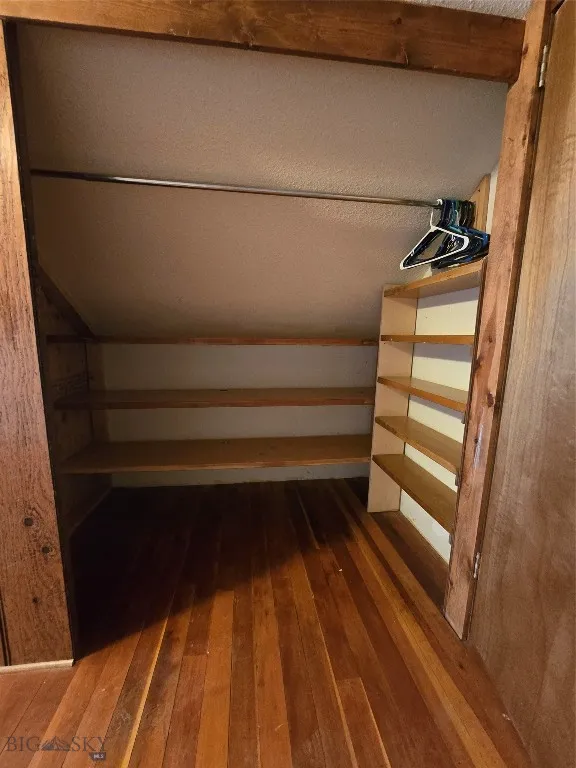 upper bedroom closet