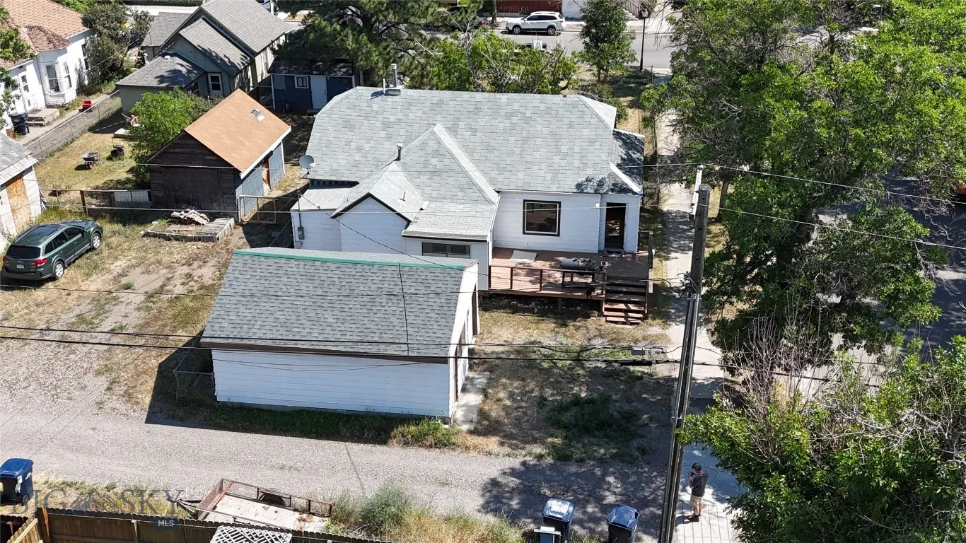 aerial view of property