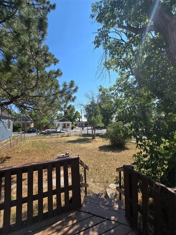 rear deck looking out into back yard