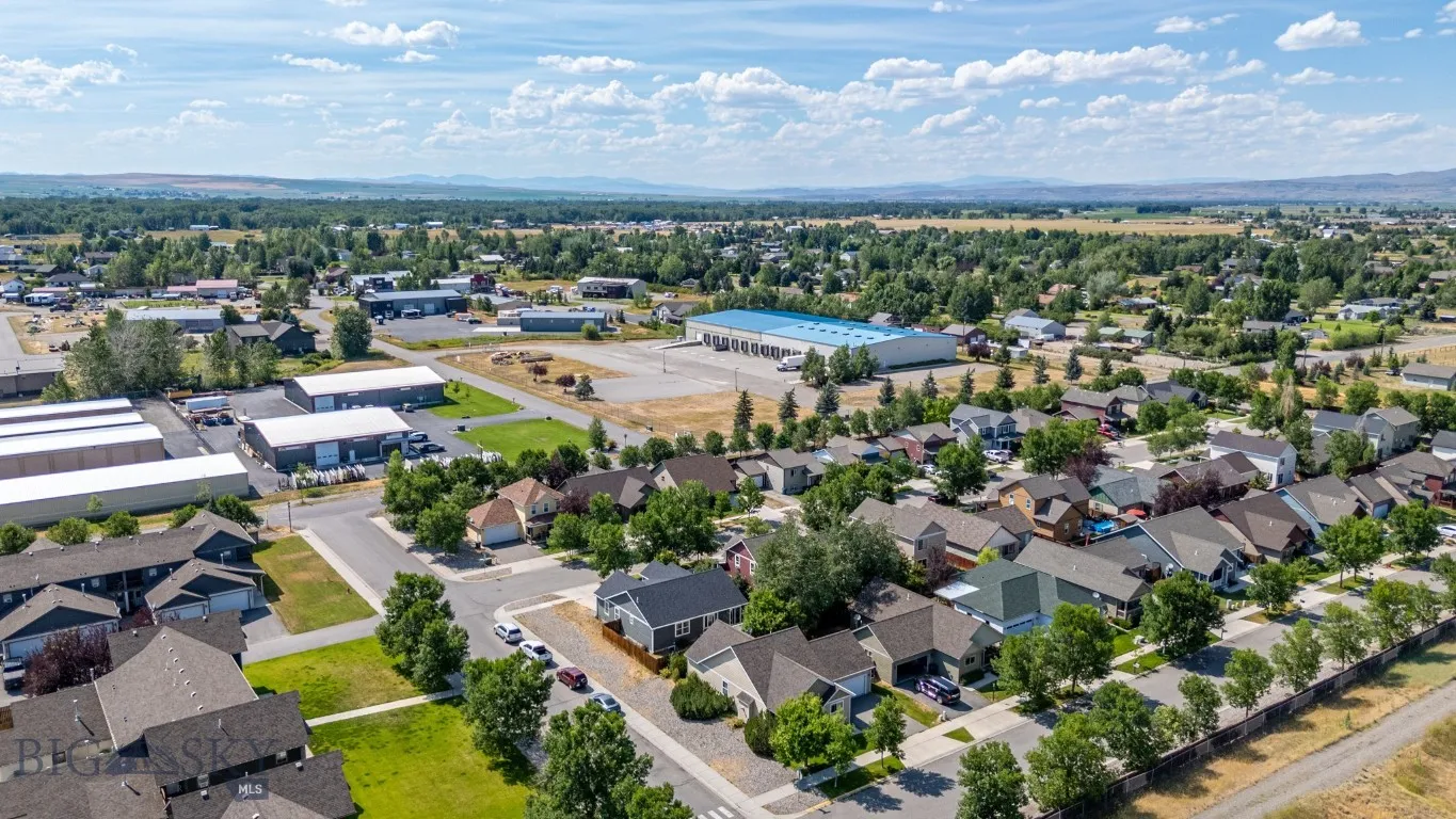 16 Wally D Lane, Belgrade, Montana 59714, Belgrade, Montana 59714, 5 Bedrooms Bedrooms, ,2 BathroomsBathrooms,Residential,For Sale,16 Wally D Lane, Belgrade, Montana 59714,0,404299