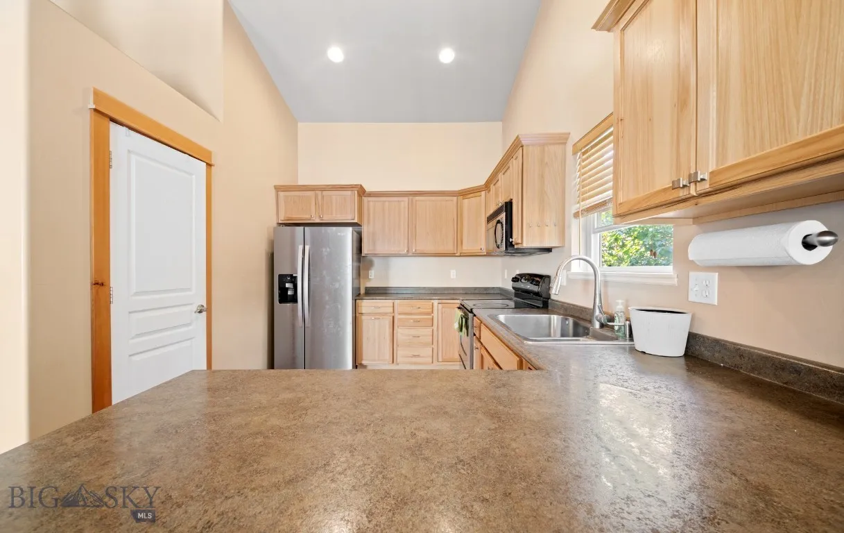 16 Wally D Lane, Belgrade, Montana 59714, Belgrade, Montana 59714, 5 Bedrooms Bedrooms, ,2 BathroomsBathrooms,Residential,For Sale,16 Wally D Lane, Belgrade, Montana 59714,0,404299