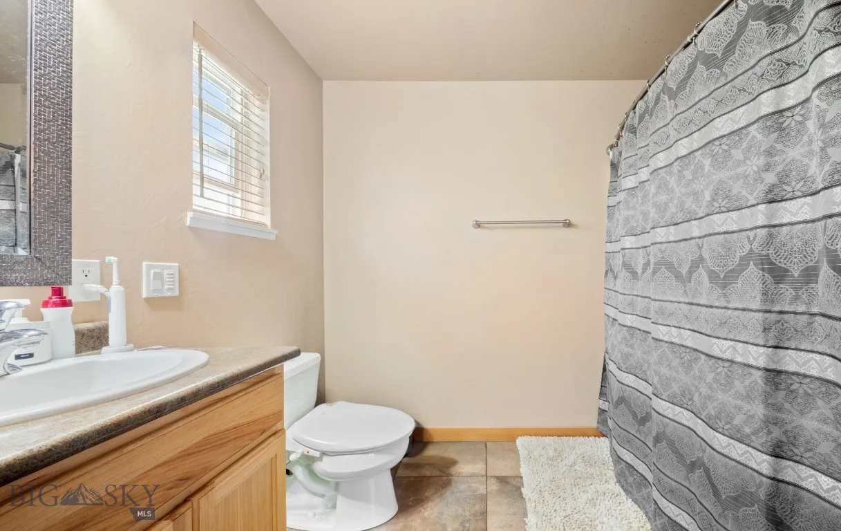 16 Wally D Lane, Belgrade, Montana 59714, Belgrade, Montana 59714, 5 Bedrooms Bedrooms, ,2 BathroomsBathrooms,Residential,For Sale,16 Wally D Lane, Belgrade, Montana 59714,0,404299