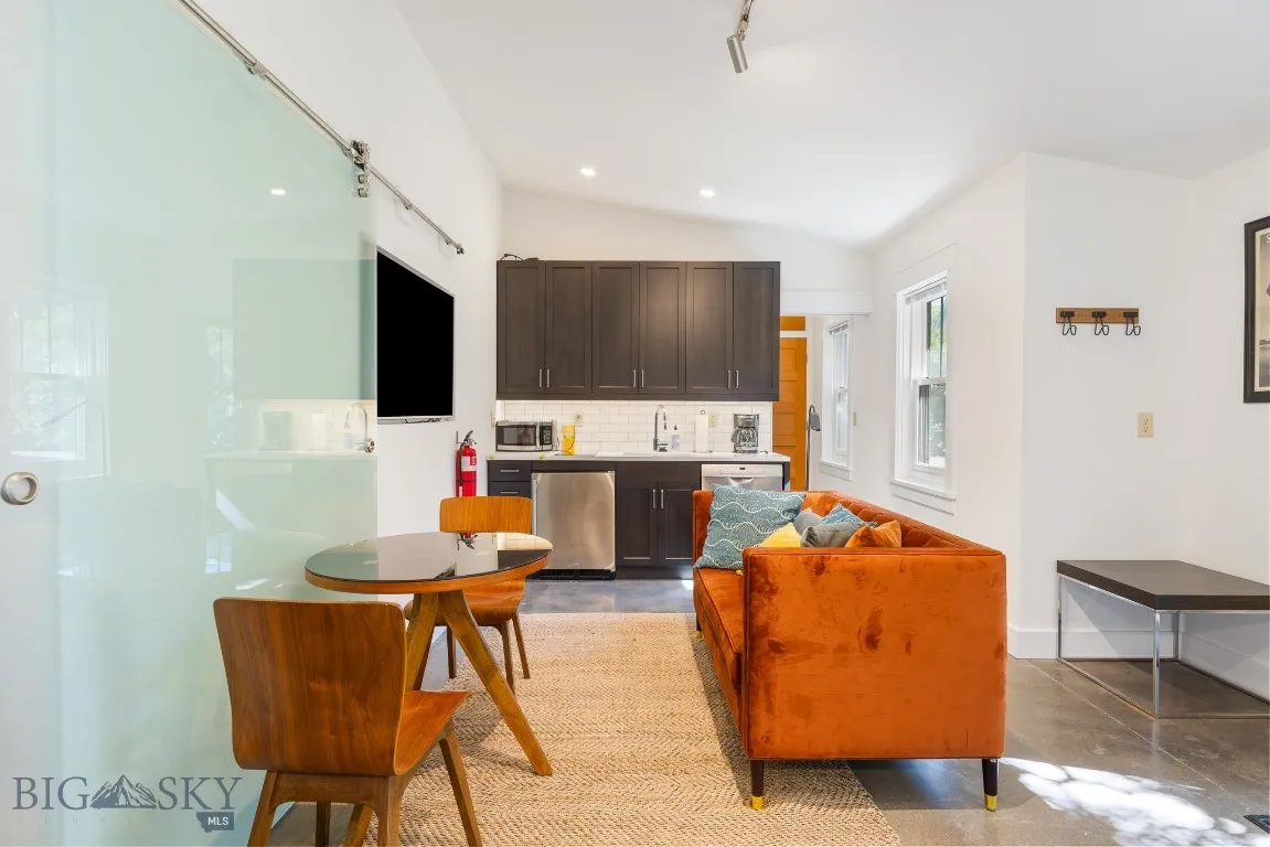 209 S Willson B, Bozeman, Montana 59715, Bozeman, Montana 59715, ,Commercial Lease,209 S Willson B, Bozeman, Montana 59715,0,404370