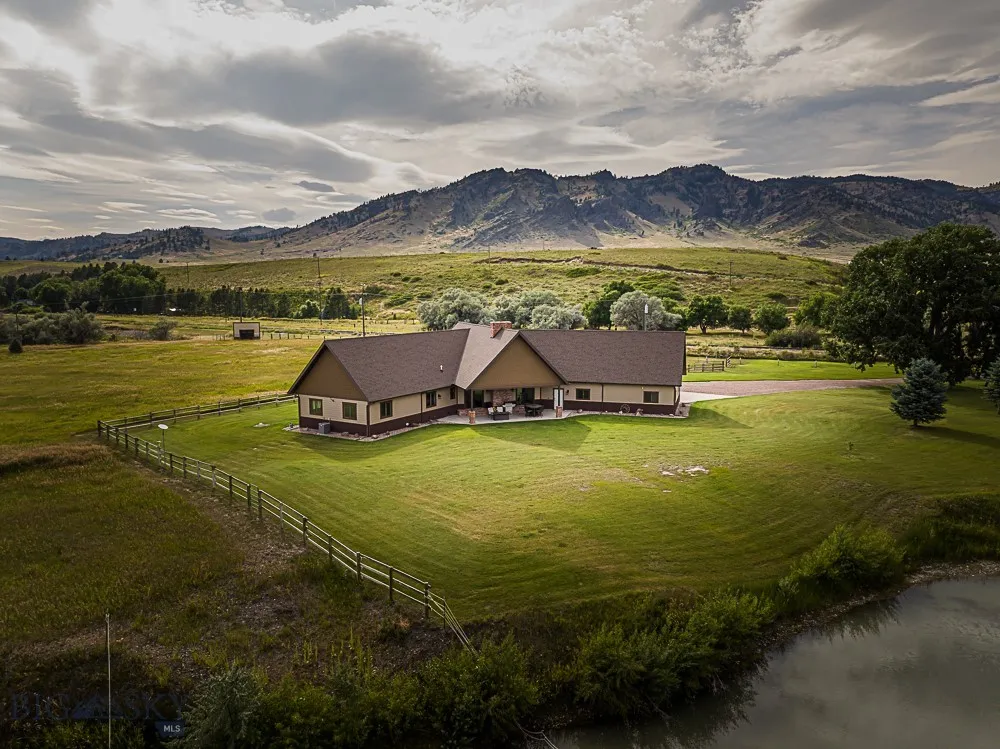 2127 Old Us Highway 91, Cascade, Montana 59421, Cascade, Montana 59421, 4 Bedrooms Bedrooms, ,2 BathroomsBathrooms,Residential,For Sale,2127 Old Us Highway 91, Cascade, Montana 59421,0,404388