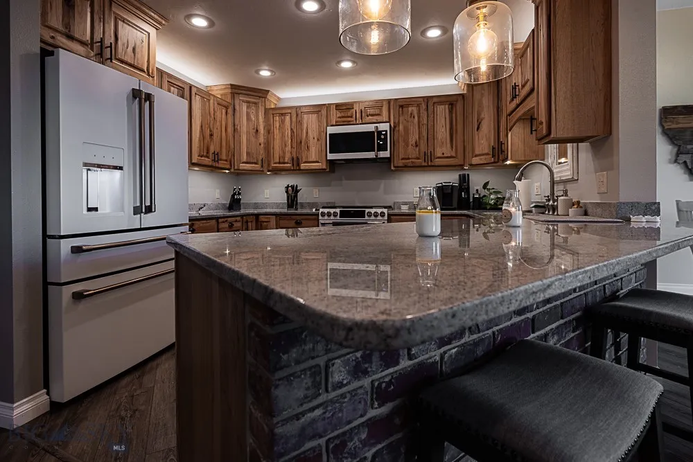 2127 Old Us Highway 91, Cascade, Montana 59421, Cascade, Montana 59421, 4 Bedrooms Bedrooms, ,2 BathroomsBathrooms,Residential,For Sale,2127 Old Us Highway 91, Cascade, Montana 59421,0,404388