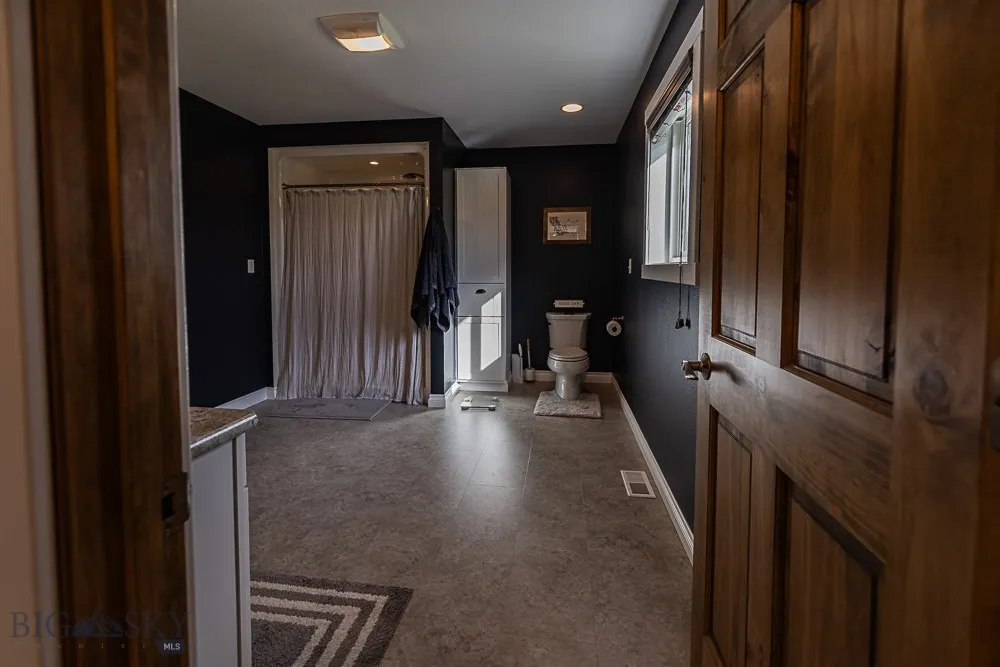 2127 Old Us Highway 91, Cascade, Montana 59421, Cascade, Montana 59421, 4 Bedrooms Bedrooms, ,2 BathroomsBathrooms,Residential,For Sale,2127 Old Us Highway 91, Cascade, Montana 59421,0,404388