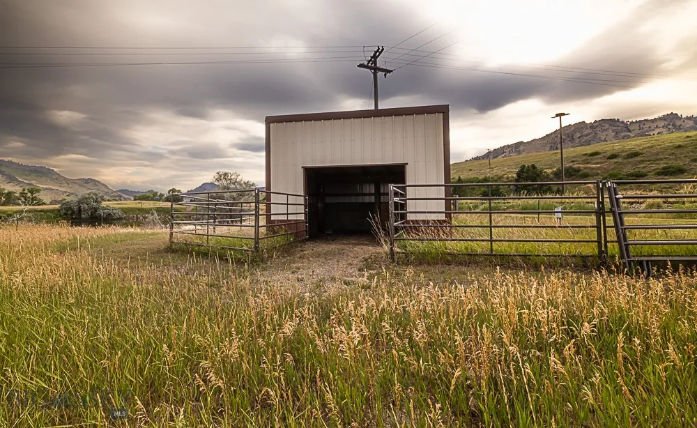 2127 Old Us Highway 91, Cascade, Montana 59421, Cascade, Montana 59421, 4 Bedrooms Bedrooms, ,2 BathroomsBathrooms,Residential,For Sale,2127 Old Us Highway 91, Cascade, Montana 59421,0,404388