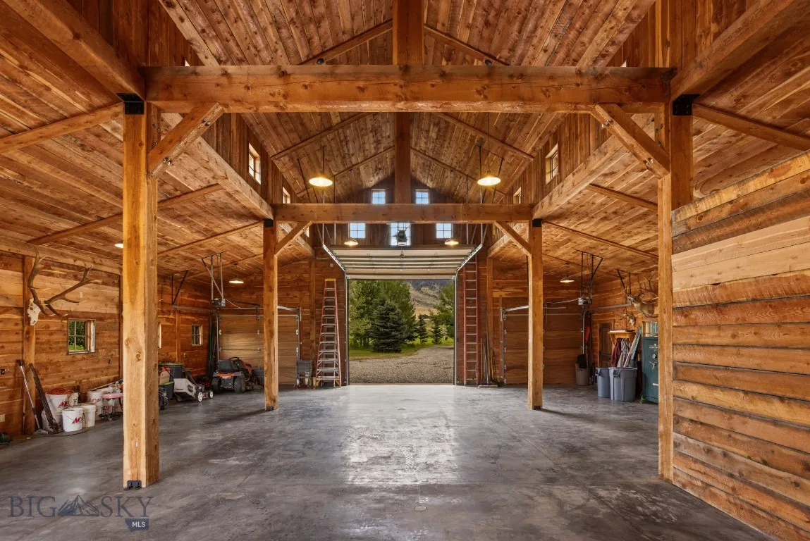 1921 E River Road, Livingston, Montana 59047, Livingston, Montana 59047, 3 Bedrooms Bedrooms, ,3 BathroomsBathrooms,Residential,For Sale,1921 E River Road, Livingston, Montana 59047,0,404402