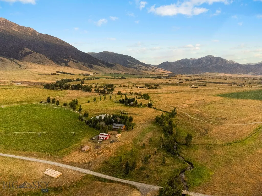 1921 E River Road, Livingston, Montana 59047, Livingston, Montana 59047, 3 Bedrooms Bedrooms, ,3 BathroomsBathrooms,Residential,For Sale,1921 E River Road, Livingston, Montana 59047,0,404402