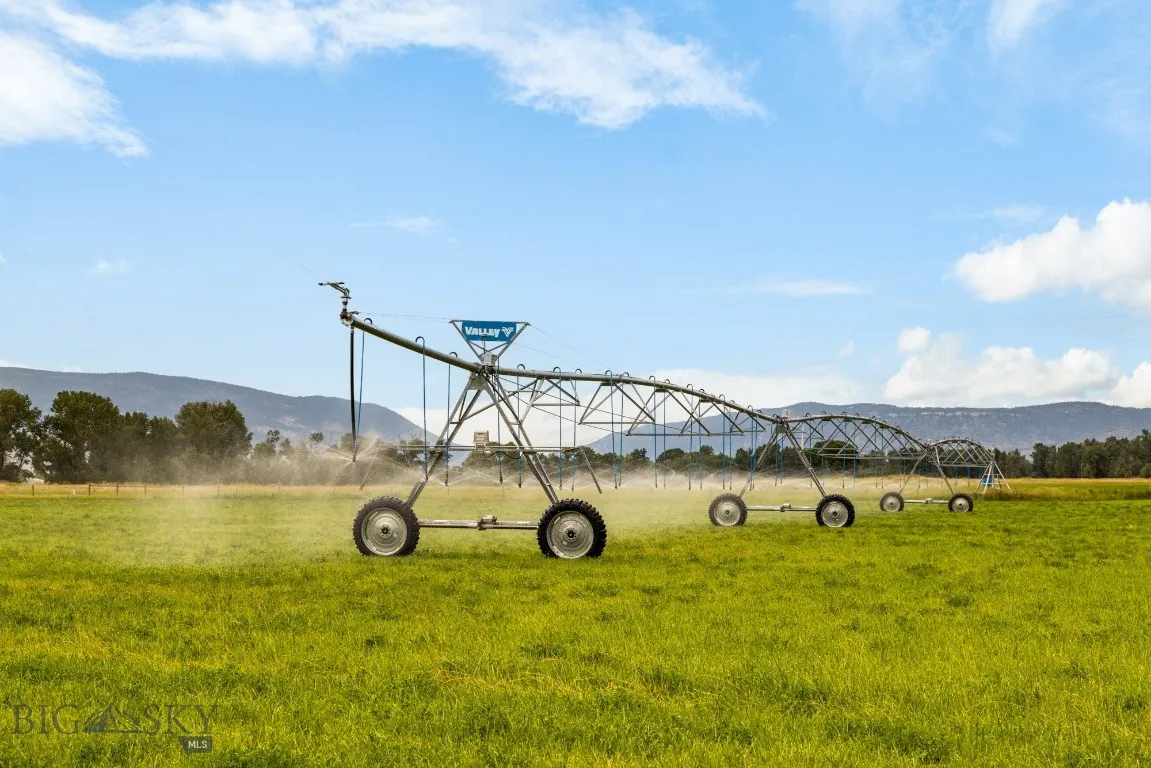 1921 E River Road, Livingston, Montana 59047, Livingston, Montana 59047, 3 Bedrooms Bedrooms, ,3 BathroomsBathrooms,Residential,For Sale,1921 E River Road, Livingston, Montana 59047,0,404402