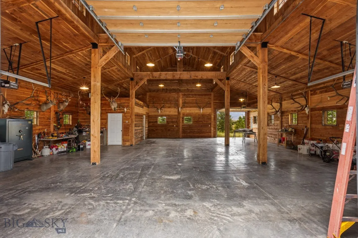 1921 E River Road, Livingston, Montana 59047, Livingston, Montana 59047, 3 Bedrooms Bedrooms, ,3 BathroomsBathrooms,Residential,For Sale,1921 E River Road, Livingston, Montana 59047,0,404402