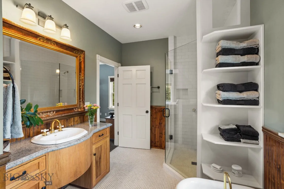 1921 E River Road, Livingston, Montana 59047, Livingston, Montana 59047, 3 Bedrooms Bedrooms, ,3 BathroomsBathrooms,Residential,For Sale,1921 E River Road, Livingston, Montana 59047,0,404402