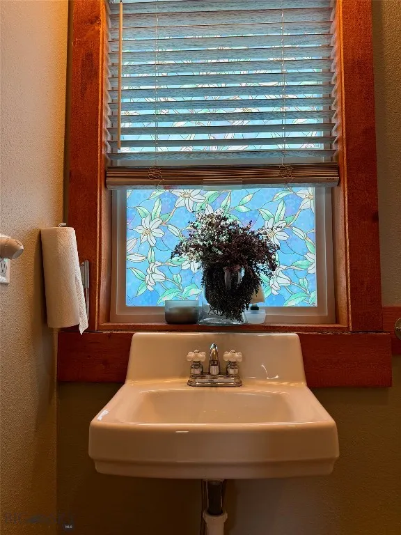 300 County Road, Wisdom, Montana 59761, Wisdom, Montana 59761, 1 Bedroom Bedrooms, ,1 BathroomBathrooms,Residential,For Sale,300 County Road, Wisdom, Montana 59761,0,404428