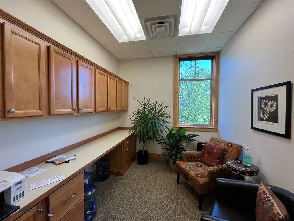 1940 W Dickerson Street 205, Bozeman, Montana 5971, Bozeman, Montana 59718, ,Commercial Lease,1940 W Dickerson Street 205, Bozeman, Montana 5971,0,404418