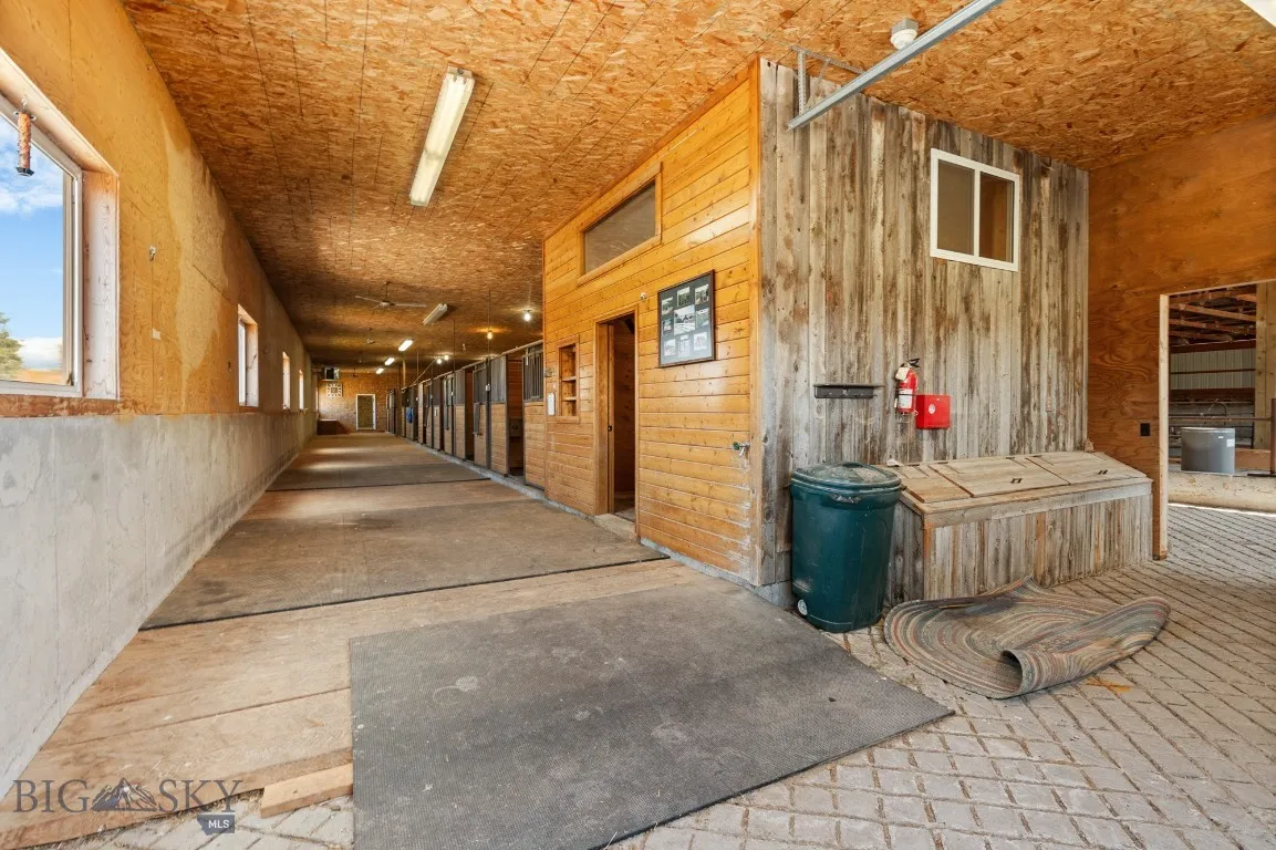 8555 Camp Creek Road, Manhattan, Montana 59741, Manhattan, Montana 59741, 5 Bedrooms Bedrooms, ,4 BathroomsBathrooms,Farm,For Sale,8555 Camp Creek Road, Manhattan, Montana 59741,0,404443