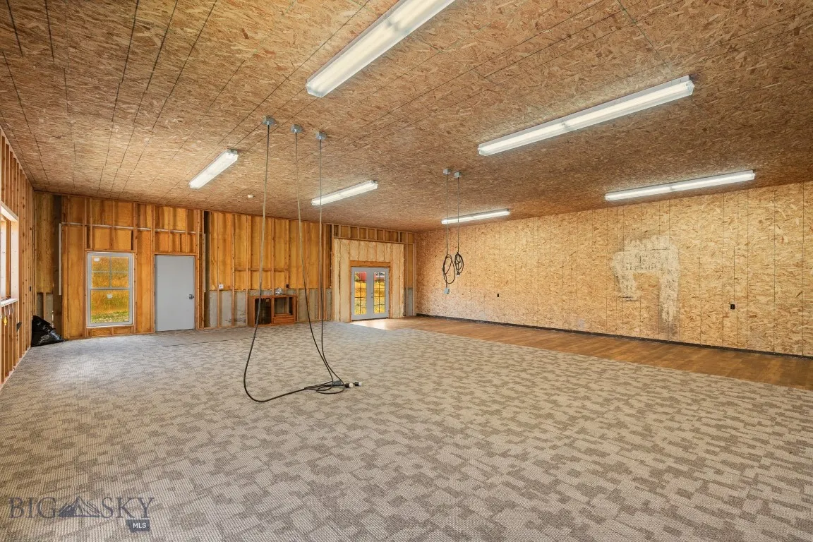 8555 Camp Creek Road, Manhattan, Montana 59741, Manhattan, Montana 59741, 5 Bedrooms Bedrooms, ,4 BathroomsBathrooms,Farm,For Sale,8555 Camp Creek Road, Manhattan, Montana 59741,0,404443