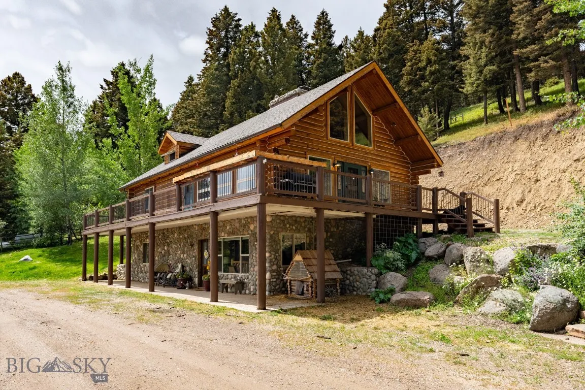 4 Pine Hill Drive, White Sulphur Springs, Montana, White Sulphur Springs, Montana 59645, 4 Bedrooms Bedrooms, ,1 BathroomBathrooms,Residential,For Sale,4 Pine Hill Drive, White Sulphur Springs, Montana ,0,404479