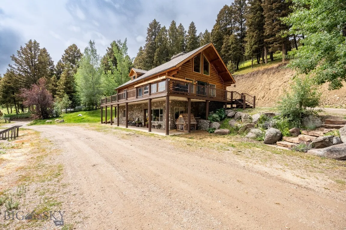 4 Pine Hill Drive, White Sulphur Springs, Montana, White Sulphur Springs, Montana 59645, 4 Bedrooms Bedrooms, ,1 BathroomBathrooms,Residential,For Sale,4 Pine Hill Drive, White Sulphur Springs, Montana ,0,404479
