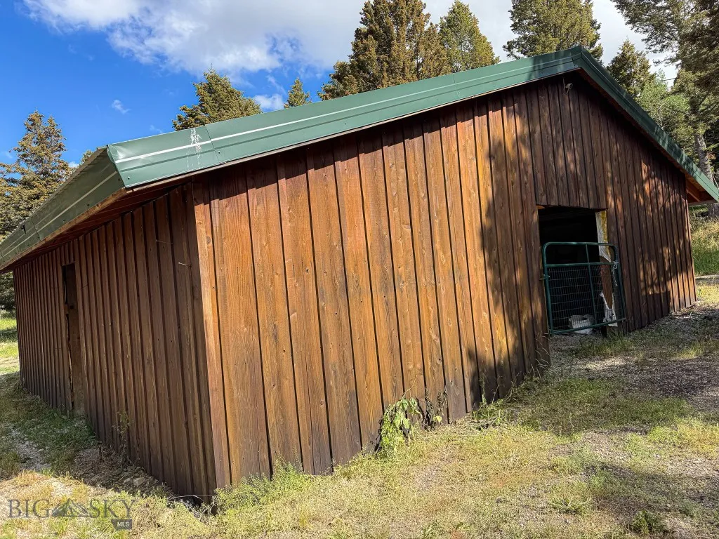 4 Pine Hill Drive, White Sulphur Springs, Montana, White Sulphur Springs, Montana 59645, 4 Bedrooms Bedrooms, ,1 BathroomBathrooms,Residential,For Sale,4 Pine Hill Drive, White Sulphur Springs, Montana ,0,404479