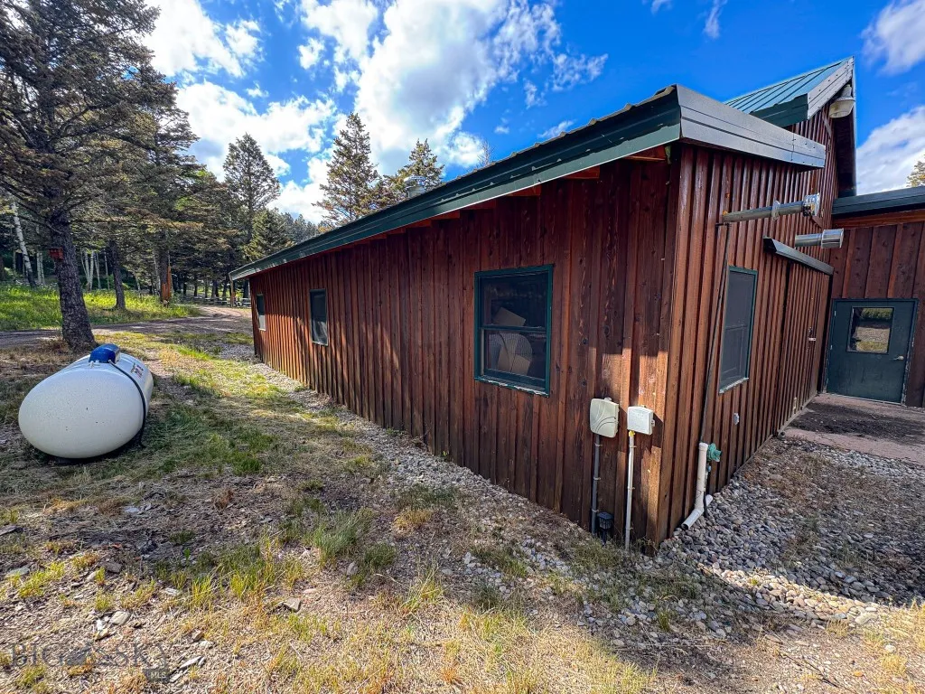 4 Pine Hill Drive, White Sulphur Springs, Montana, White Sulphur Springs, Montana 59645, 4 Bedrooms Bedrooms, ,1 BathroomBathrooms,Residential,For Sale,4 Pine Hill Drive, White Sulphur Springs, Montana ,0,404479