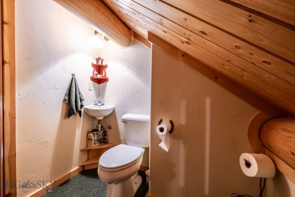 4 Pine Hill Drive, White Sulphur Springs, Montana, White Sulphur Springs, Montana 59645, 4 Bedrooms Bedrooms, ,1 BathroomBathrooms,Residential,For Sale,4 Pine Hill Drive, White Sulphur Springs, Montana ,0,404479