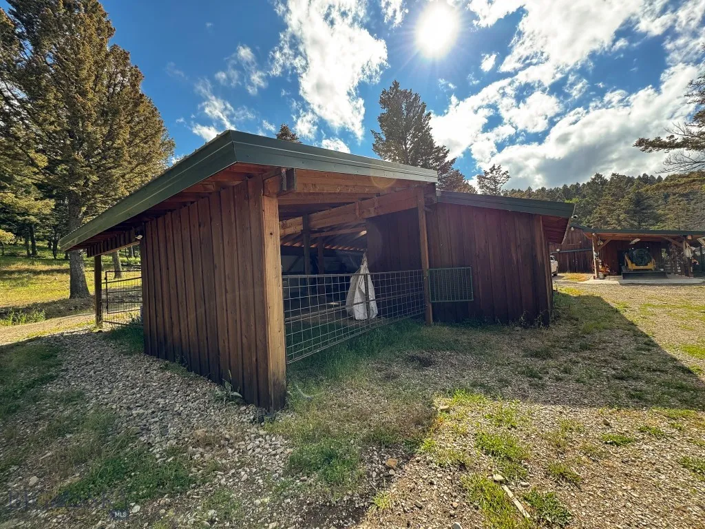 4 Pine Hill Drive, White Sulphur Springs, Montana, White Sulphur Springs, Montana 59645, 4 Bedrooms Bedrooms, ,1 BathroomBathrooms,Residential,For Sale,4 Pine Hill Drive, White Sulphur Springs, Montana ,0,404479