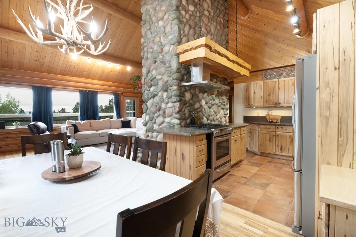 4 Pine Hill Drive, White Sulphur Springs, Montana, White Sulphur Springs, Montana 59645, 4 Bedrooms Bedrooms, ,1 BathroomBathrooms,Residential,For Sale,4 Pine Hill Drive, White Sulphur Springs, Montana ,0,404479
