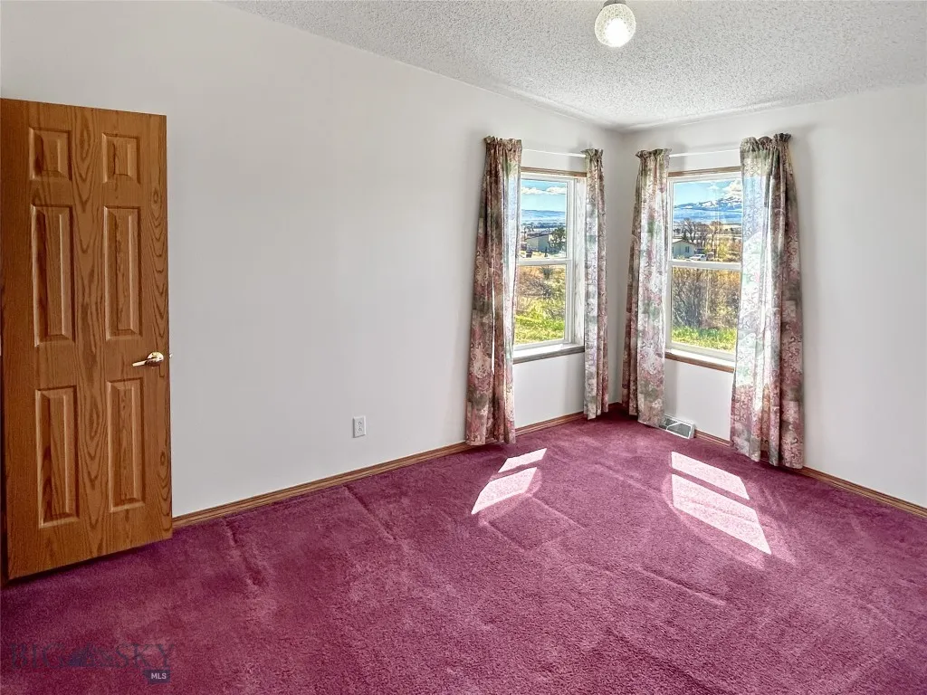 1070 Lovers Leap Road, Dillon, Montana 59725, Dillon, Montana 59725, 3 Bedrooms Bedrooms, ,2 BathroomsBathrooms,Residential,For Sale,1070 Lovers Leap Road, Dillon, Montana 59725,0,404438