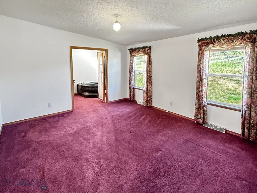 1070 Lovers Leap Road, Dillon, Montana 59725, Dillon, Montana 59725, 3 Bedrooms Bedrooms, ,2 BathroomsBathrooms,Residential,For Sale,1070 Lovers Leap Road, Dillon, Montana 59725,0,404438