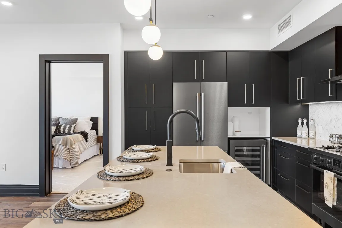 315 N Tracy Avenue 303, Bozeman, Montana 59715, Bozeman, Montana 59715, 2 Bedrooms Bedrooms, ,1 BathroomBathrooms,Residential,For Sale,315 N Tracy Avenue 303, Bozeman, Montana 59715,0,404395