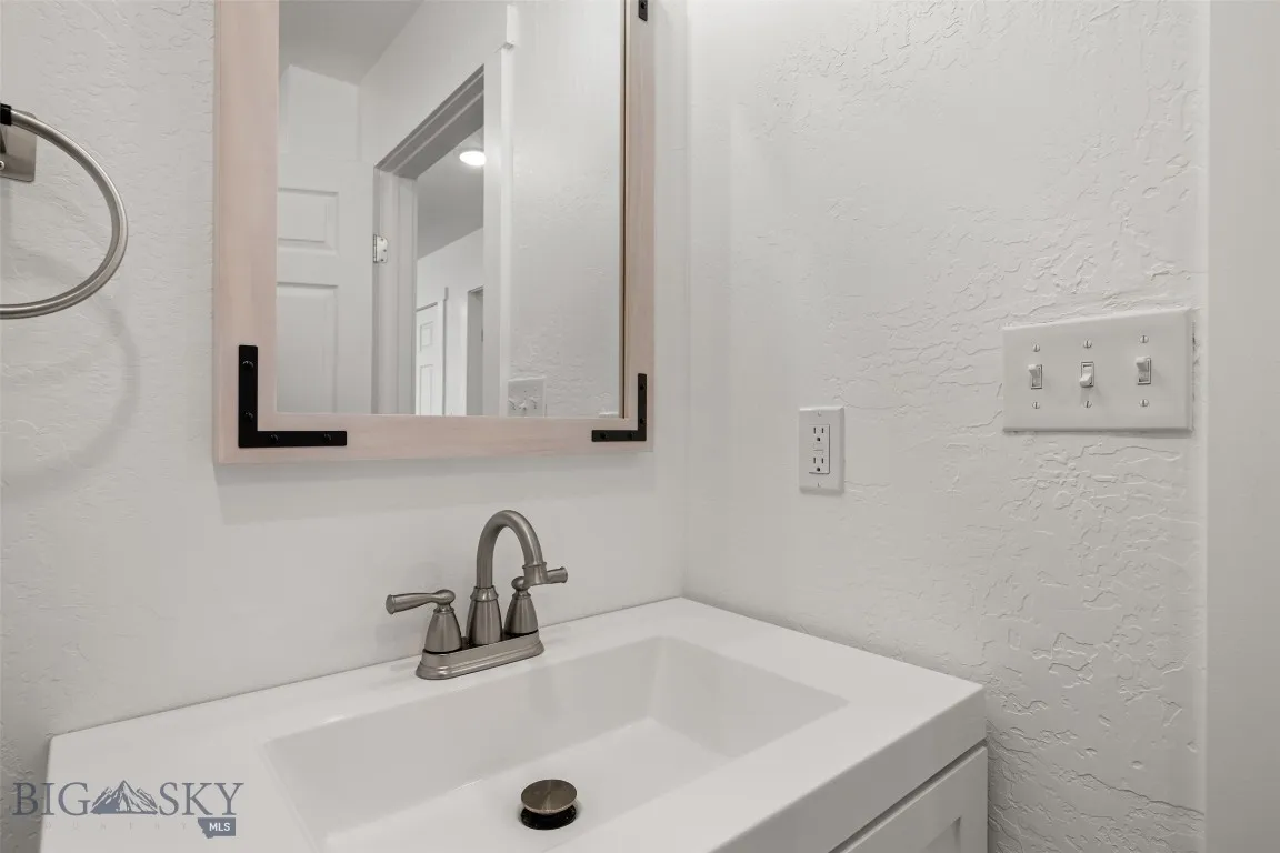 505 E Pennsylvania Street, Anaconda, Montana 59711, Anaconda, Montana 59711, 4 Bedrooms Bedrooms, ,2 BathroomsBathrooms,Residential,For Sale,505 E Pennsylvania Street, Anaconda, Montana 59711,0,404533