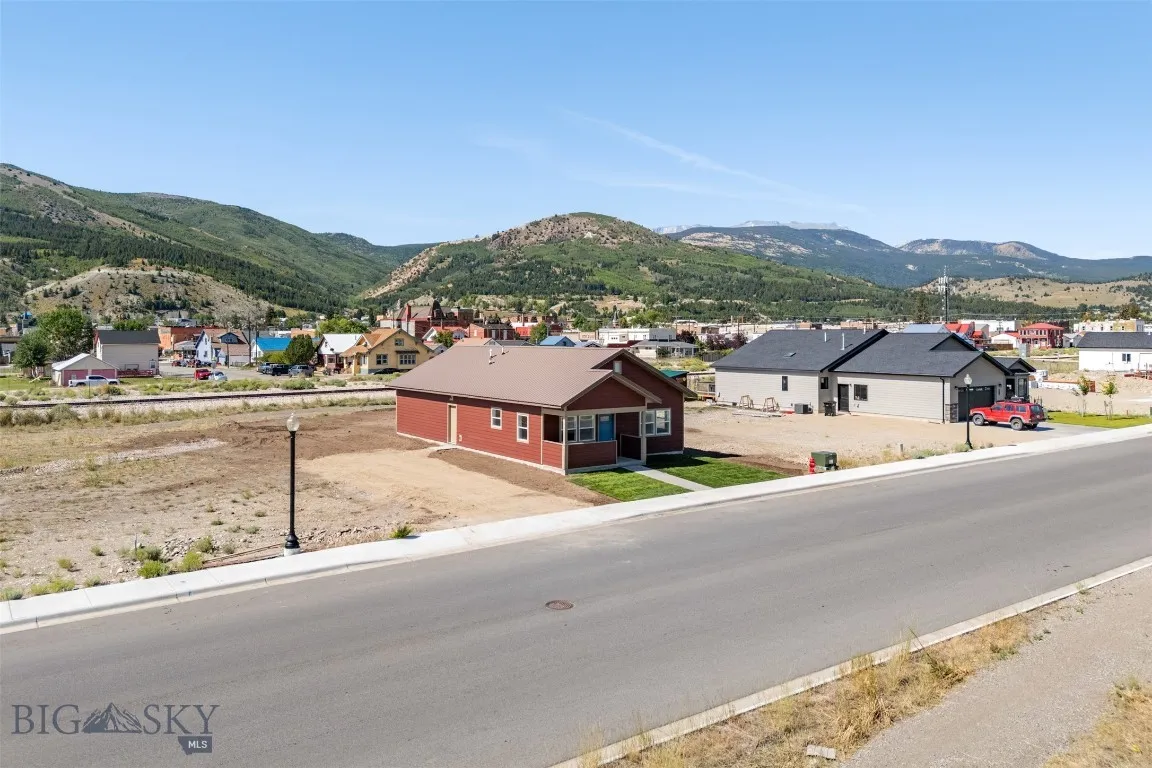 505 E Pennsylvania Street, Anaconda, Montana 59711, Anaconda, Montana 59711, 4 Bedrooms Bedrooms, ,2 BathroomsBathrooms,Residential,For Sale,505 E Pennsylvania Street, Anaconda, Montana 59711,0,404533