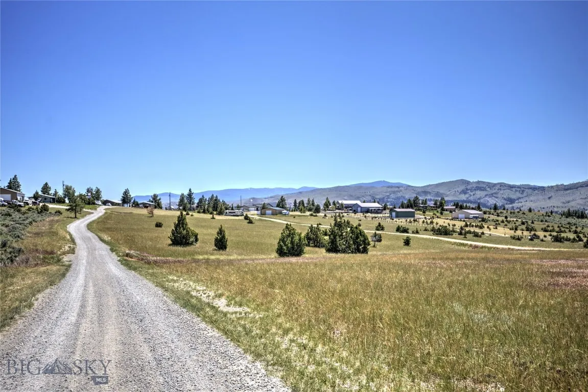 Official Driveway you will use to access property