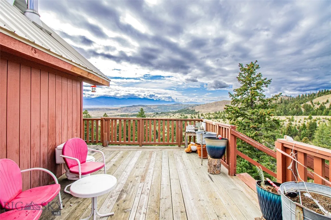 426 Friend Spring Road, Whitehall, Montana 59759, Whitehall, Montana 59759, 2 Bedrooms Bedrooms, ,2 BathroomsBathrooms,Residential,For Sale,426 Friend Spring Road, Whitehall, Montana 59759,0,404638