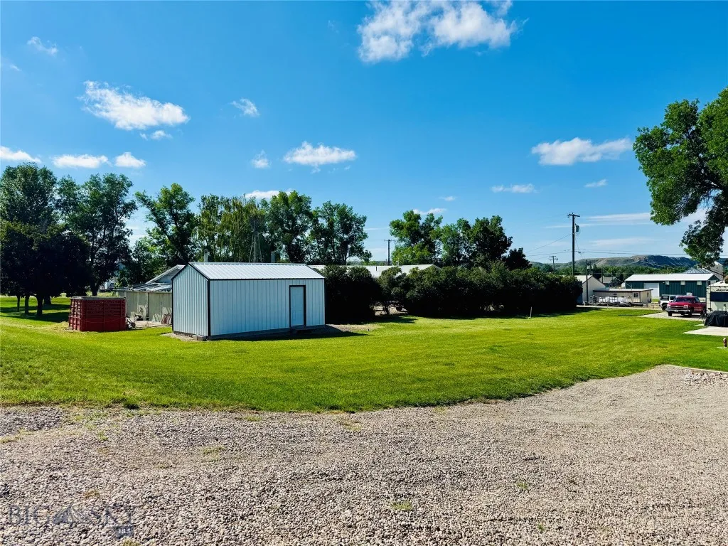 1116 27th Street, Fort Benton, Montana 59442, Fort Benton, Montana 59442, 3 Bedrooms Bedrooms, ,2 BathroomsBathrooms,Residential,For Sale,1116 27th Street, Fort Benton, Montana 59442,0,404669