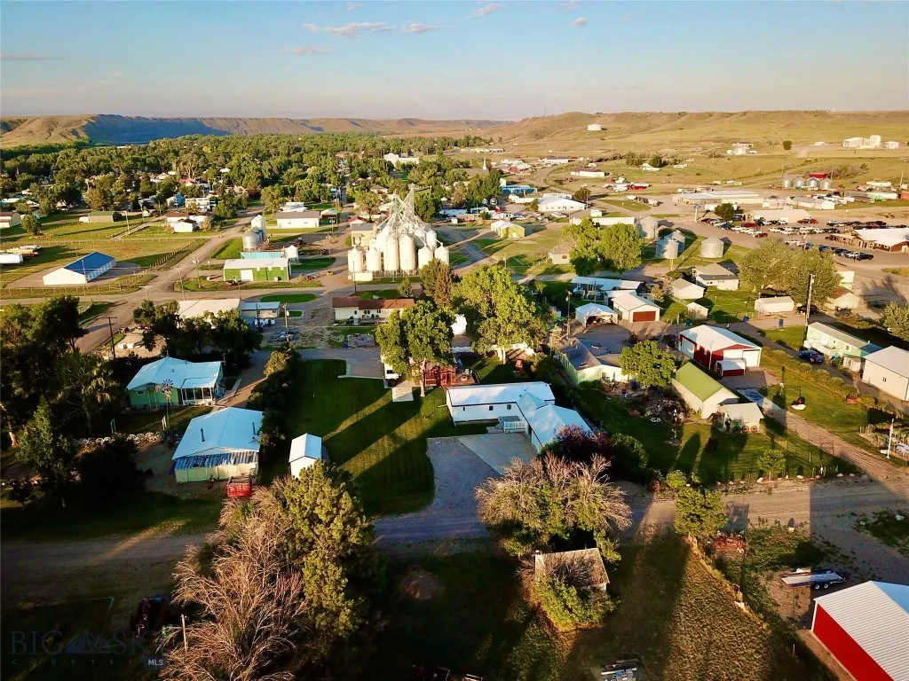 1116 27th Street, Fort Benton, Montana 59442, Fort Benton, Montana 59442, 3 Bedrooms Bedrooms, ,2 BathroomsBathrooms,Residential,For Sale,1116 27th Street, Fort Benton, Montana 59442,0,404669