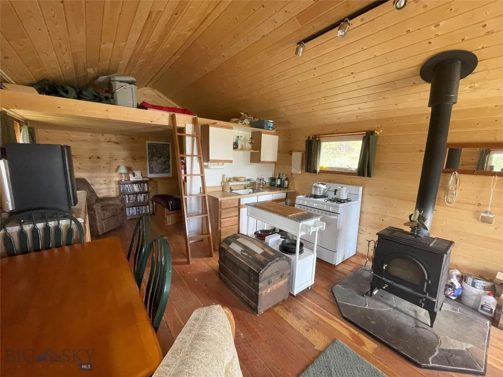 Nhn Bishop Creek Road, Boulder, Montana 59631, Boulder, Montana 59631, 1 Bedroom Bedrooms, ,Residential,For Sale,Nhn Bishop Creek Road, Boulder, Montana 59631,0,404670