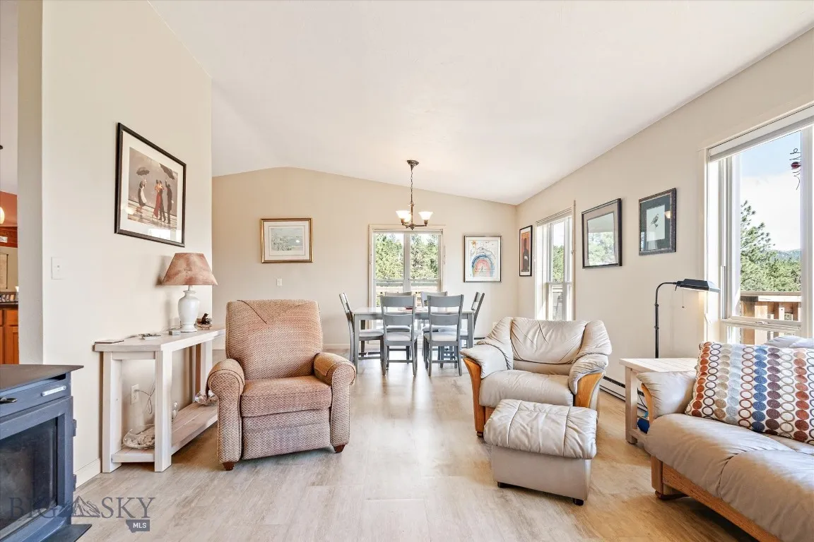 6285 Elkhorn, Helena, Montana 59602, Helena, Montana 59602, 4 Bedrooms Bedrooms, ,2 BathroomsBathrooms,Residential,For Sale,6285 Elkhorn, Helena, Montana 59602,0,404656
