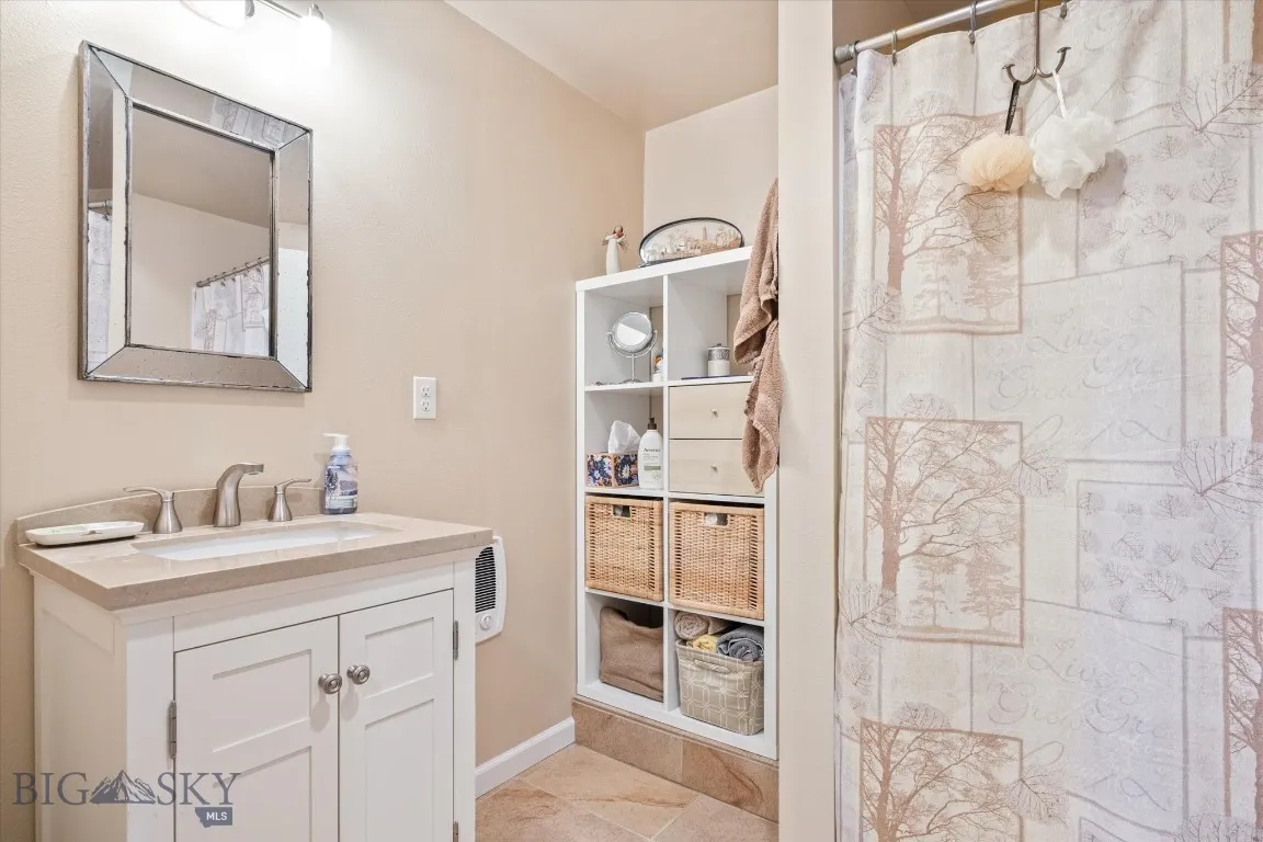 6285 Elkhorn, Helena, Montana 59602, Helena, Montana 59602, 4 Bedrooms Bedrooms, ,2 BathroomsBathrooms,Residential,For Sale,6285 Elkhorn, Helena, Montana 59602,0,404656