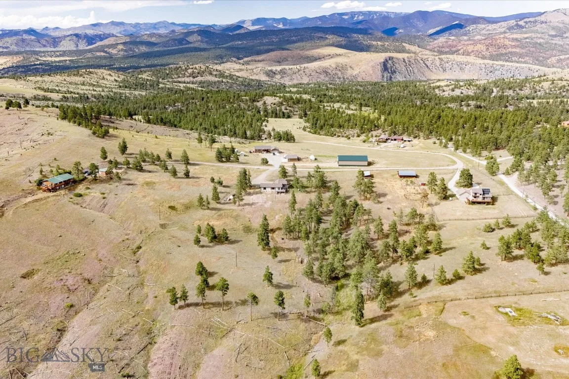 6285 Elkhorn, Helena, Montana 59602, Helena, Montana 59602, 4 Bedrooms Bedrooms, ,2 BathroomsBathrooms,Residential,For Sale,6285 Elkhorn, Helena, Montana 59602,0,404656