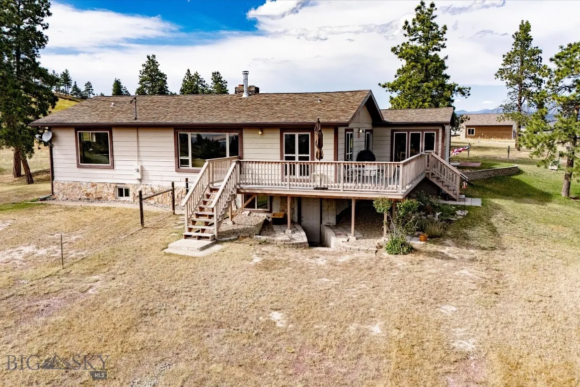 6285 Elkhorn, Helena, Montana 59602, Helena, Montana 59602, 4 Bedrooms Bedrooms, ,2 BathroomsBathrooms,Residential,For Sale,6285 Elkhorn, Helena, Montana 59602,0,404656