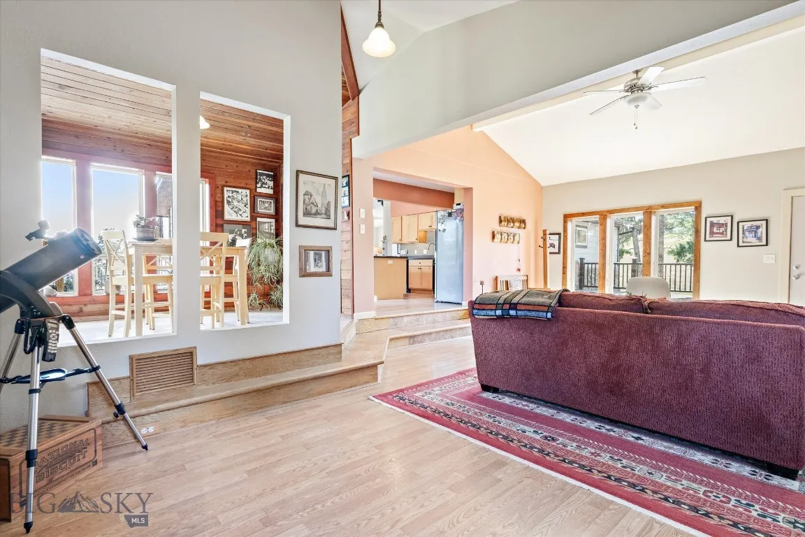 6285 Elkhorn, Helena, Montana 59602, Helena, Montana 59602, 4 Bedrooms Bedrooms, ,2 BathroomsBathrooms,Residential,For Sale,6285 Elkhorn, Helena, Montana 59602,0,404656