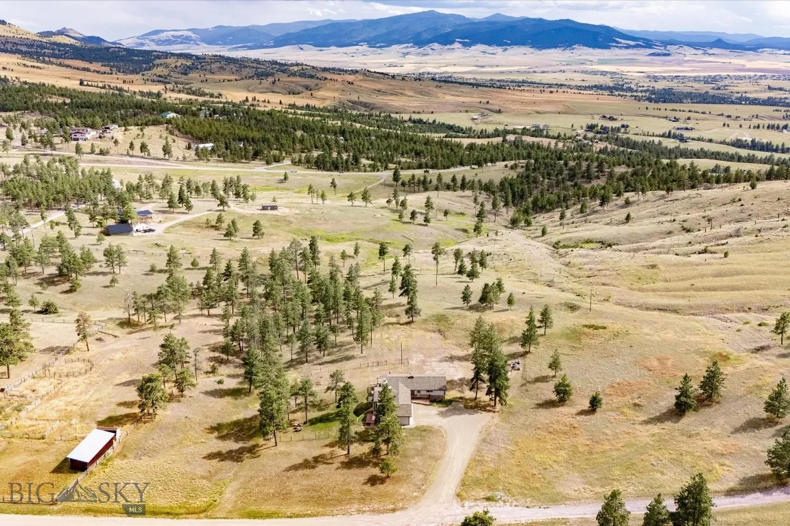 6285 Elkhorn, Helena, Montana 59602, Helena, Montana 59602, 4 Bedrooms Bedrooms, ,2 BathroomsBathrooms,Residential,For Sale,6285 Elkhorn, Helena, Montana 59602,0,404656