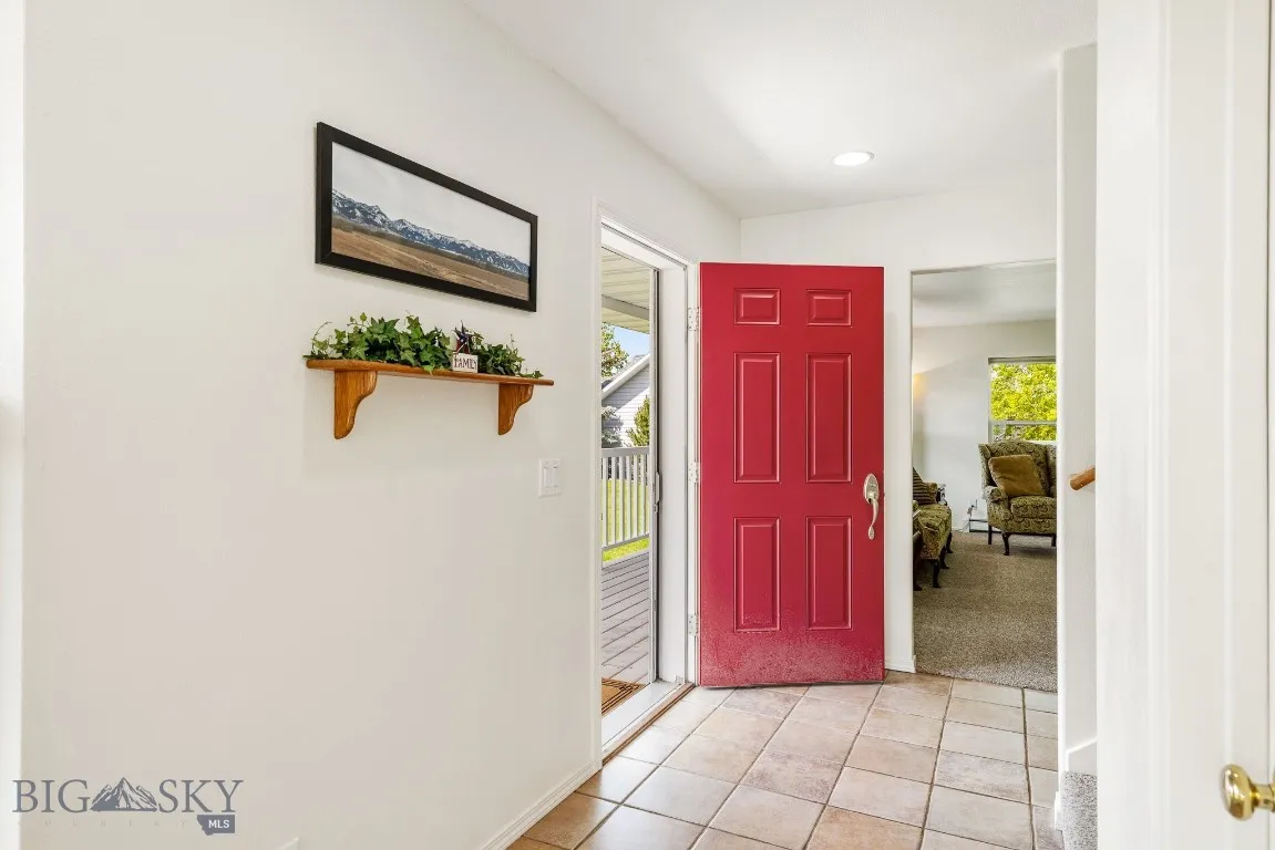 193 Lucille Lane, Bozeman, Montana 59718, Bozeman, Montana 59718, 5 Bedrooms Bedrooms, ,3 BathroomsBathrooms,Residential,For Sale,193 Lucille Lane, Bozeman, Montana 59718,0,404674