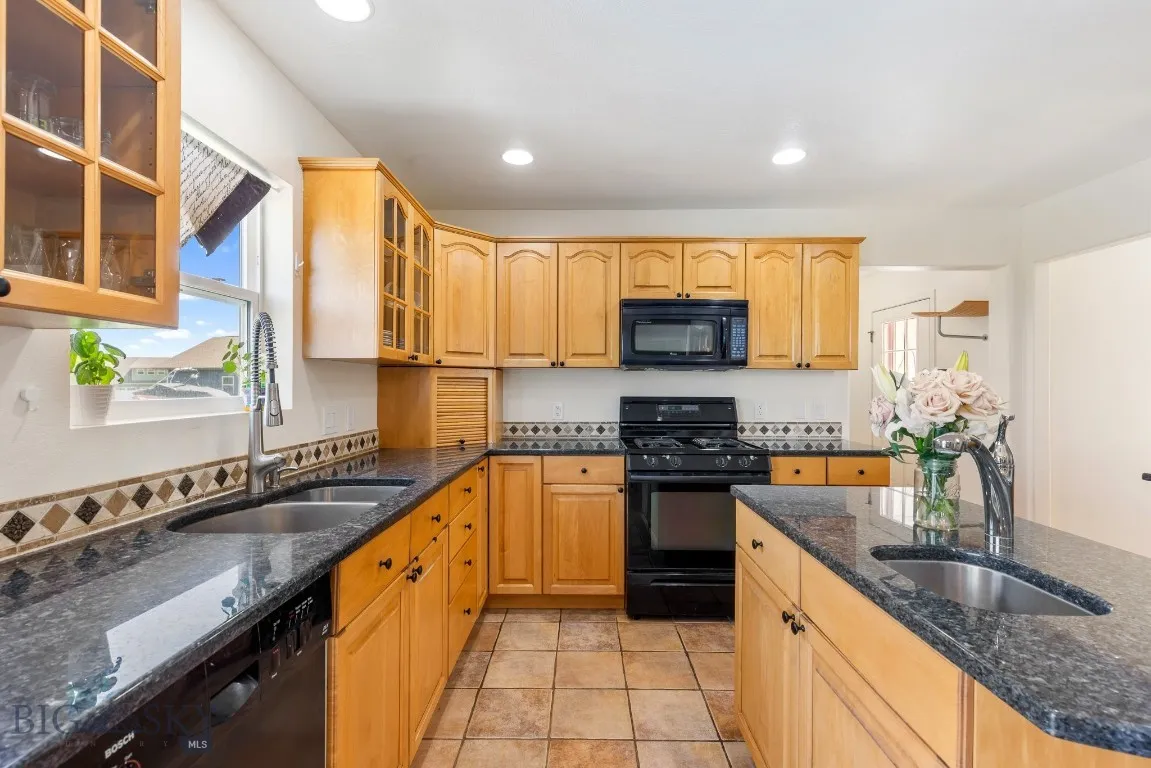 193 Lucille Lane, Bozeman, Montana 59718, Bozeman, Montana 59718, 5 Bedrooms Bedrooms, ,3 BathroomsBathrooms,Residential,For Sale,193 Lucille Lane, Bozeman, Montana 59718,0,404674