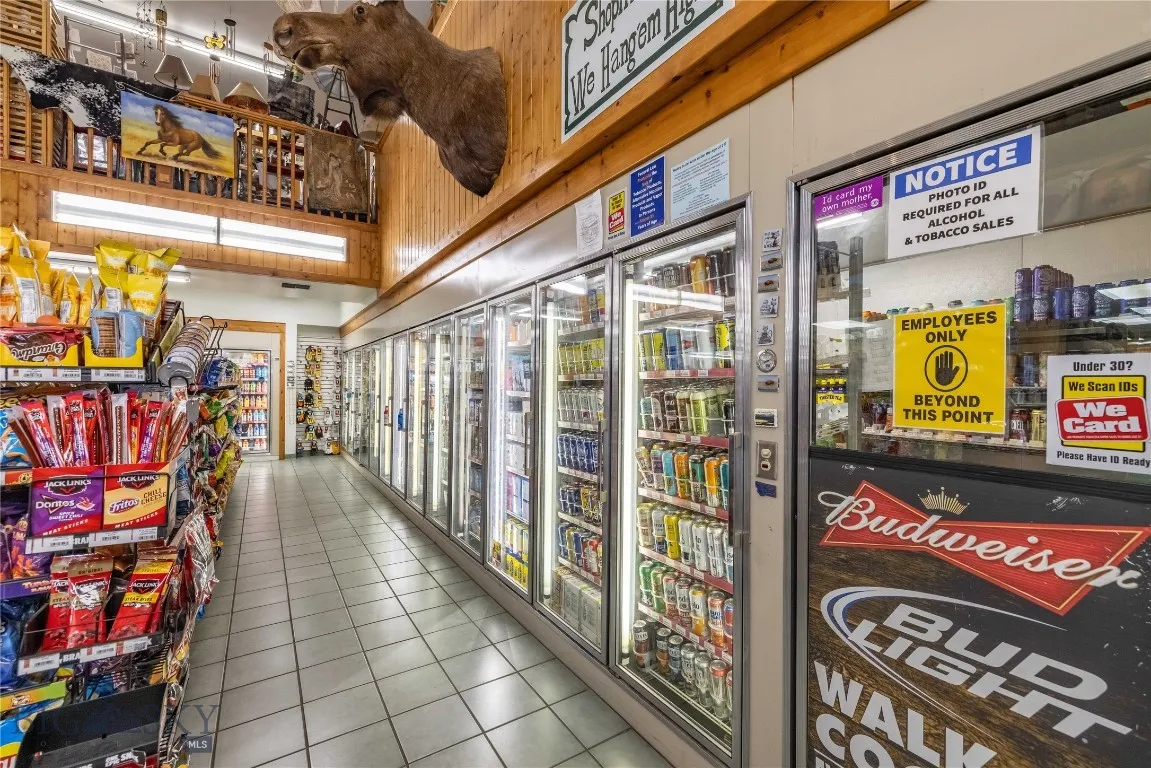 228 Big Timber Loop Rd Highway, Big Timber, Montan, Big Timber, Montana 59011, ,Commercial Sale,For Sale,228 Big Timber Loop Rd Highway, Big Timber, Montan,0,404688